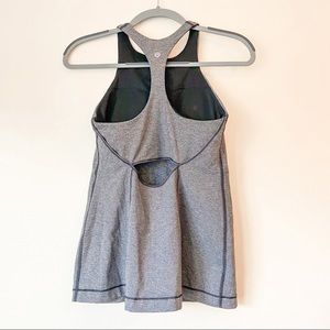 Lululemon tank top with pads